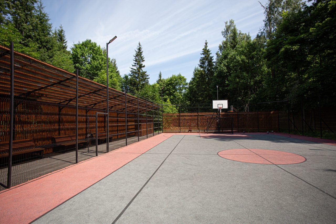 Баскетбольная площадка, Спа-отель Берта Вилладж