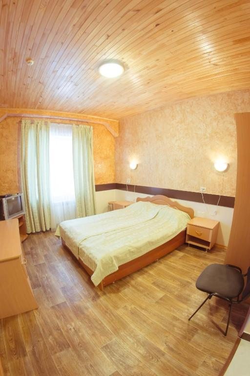 Двухместный (Стандартный двухместный номер с 1 кроватью) гостиницы Смайл, Абзаково