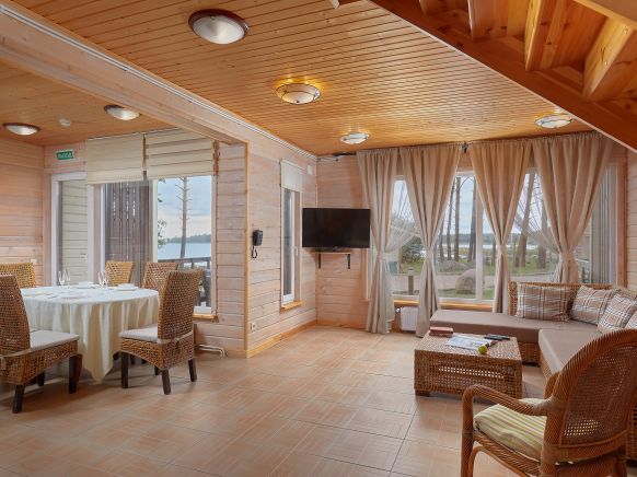 Фотография номера базы отдыха Окуневая