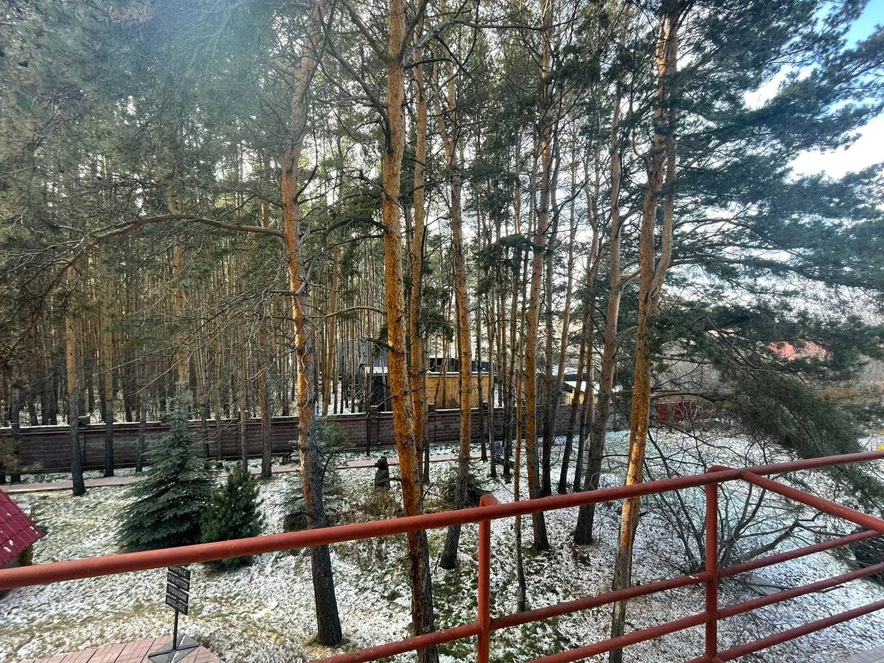 Люкс, Усадьба Еловое