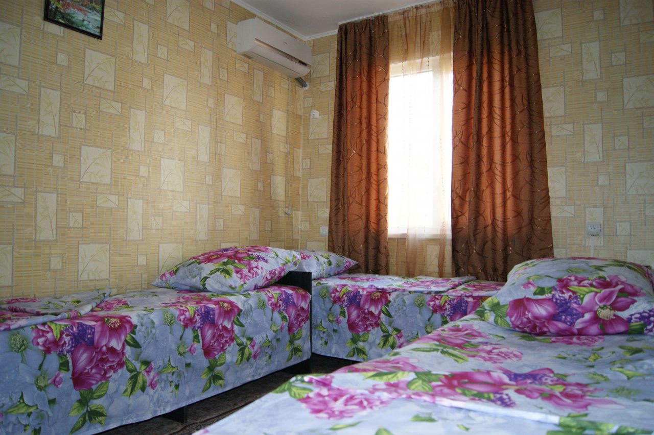 Трехместный (Стандарт), Гостиница На море