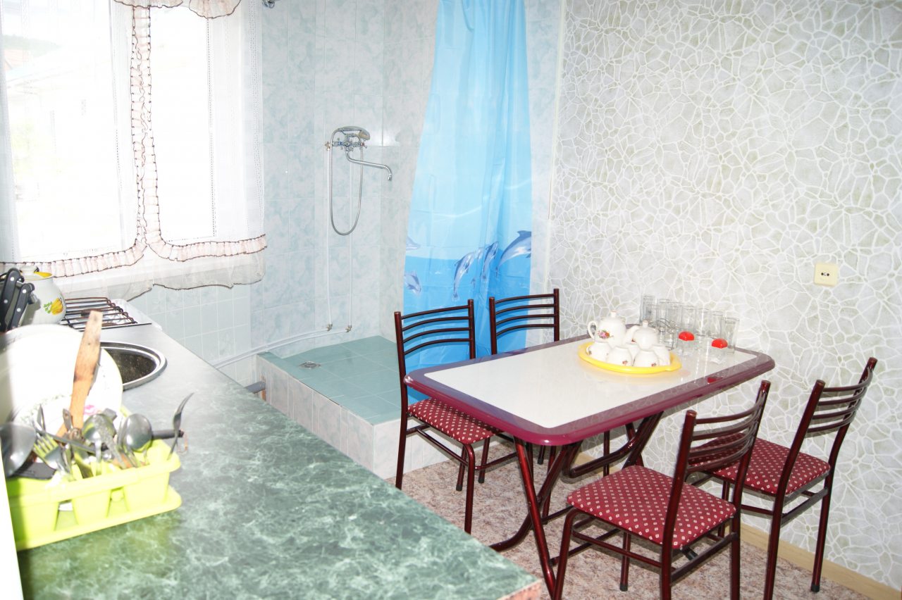 Семейный (Пятиместный с кухней), Гостиница На море