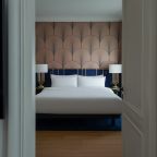 Сьюит (Более просторный люкс с 1 спальней и видом на город), Отель Марриотт Империал Плаза Москва