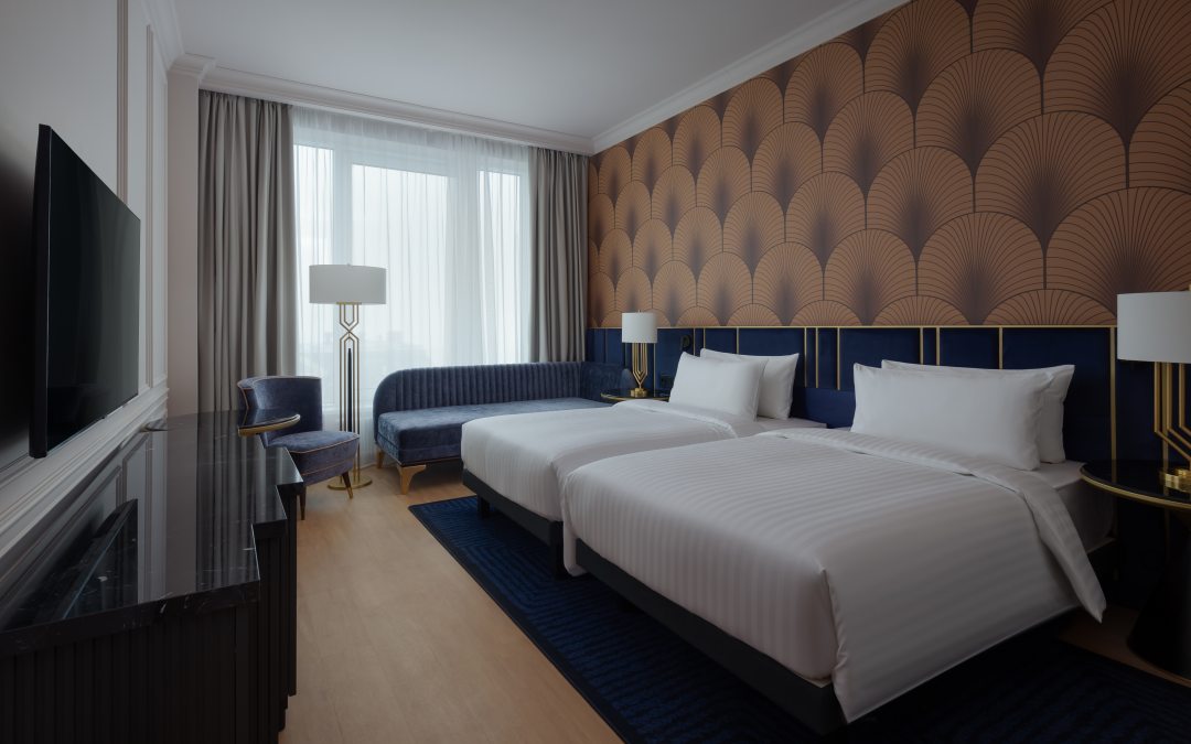 Двухместный (Двухместный номер Делюкс с 2 отдельными кроватями и диваном-кроватью, вид на город) отеля Марриотт Империал Плаза Москва