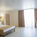 Семейный (Фэмили Джуниор Сьют (2-х комн.)), Эмеральдика Family Beach Hotel All Inclusive
