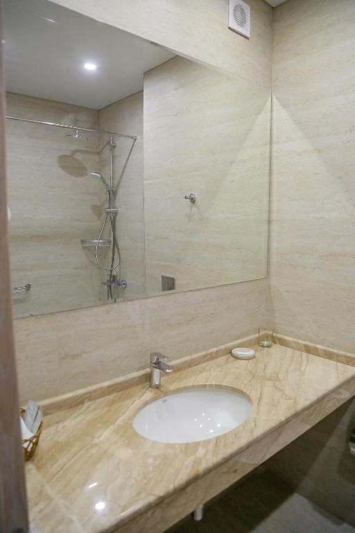 Семейный (Фэмили Джуниор Сьют (2-х комн.)), Эмеральдика Family Beach Hotel All Inclusive