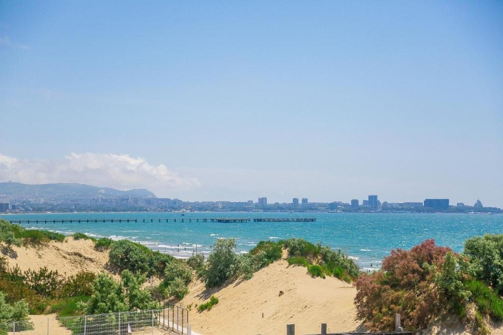 Студио (Джуниор Сьют Премьер с террасой), Эмеральдика Family Beach Hotel All Inclusive