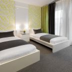 Двухместный (Стандартный двухместный номер с 2 отдельными кроватями), Мини-отель Аэроклуб Алпина Авиа