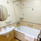 Ванная комната в гостинице Моряк, Владивосток
