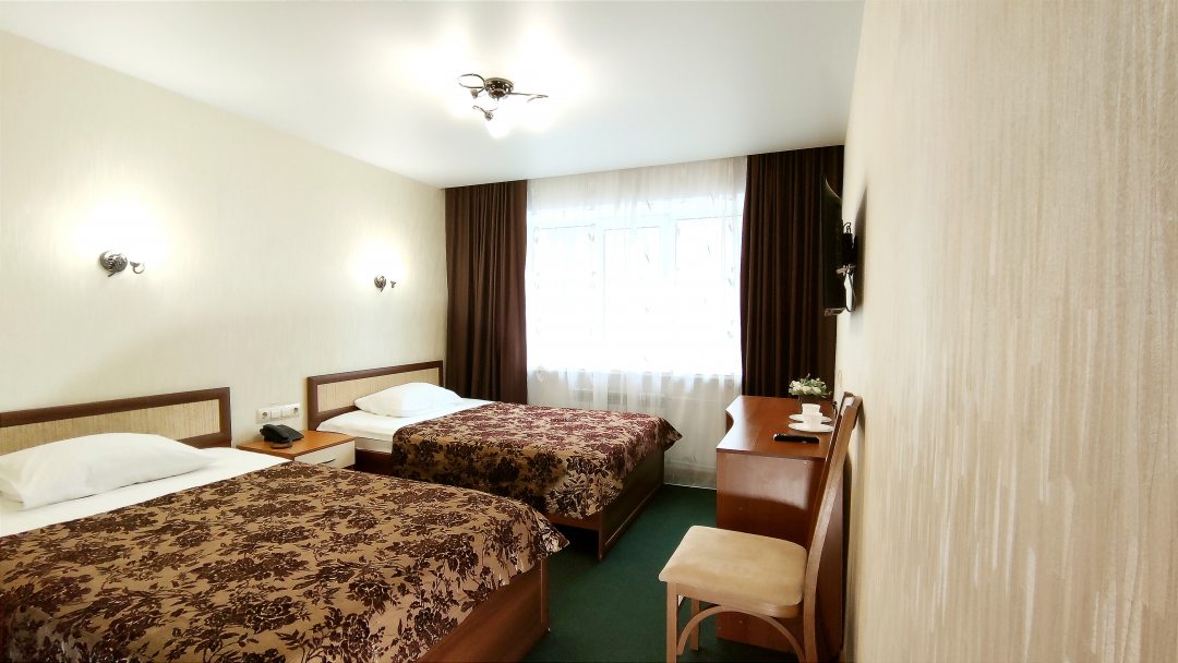 Двухместный (стандарт с двумя раздельными кроватями) гостиницы Моряк, Владивосток