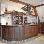 Ресторан (русская, европейская, кавказская кухня), База отдыха Пересвет