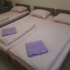 Полулюкс (Студия 104), Гостевой дом Домашний