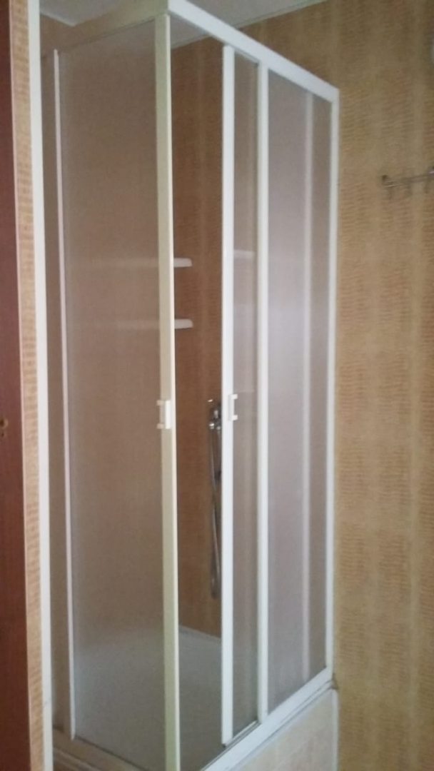 Трёхместный и более (Стандарт 4-х местный, 1 этаж, без балкона), Отель Морской Клуб