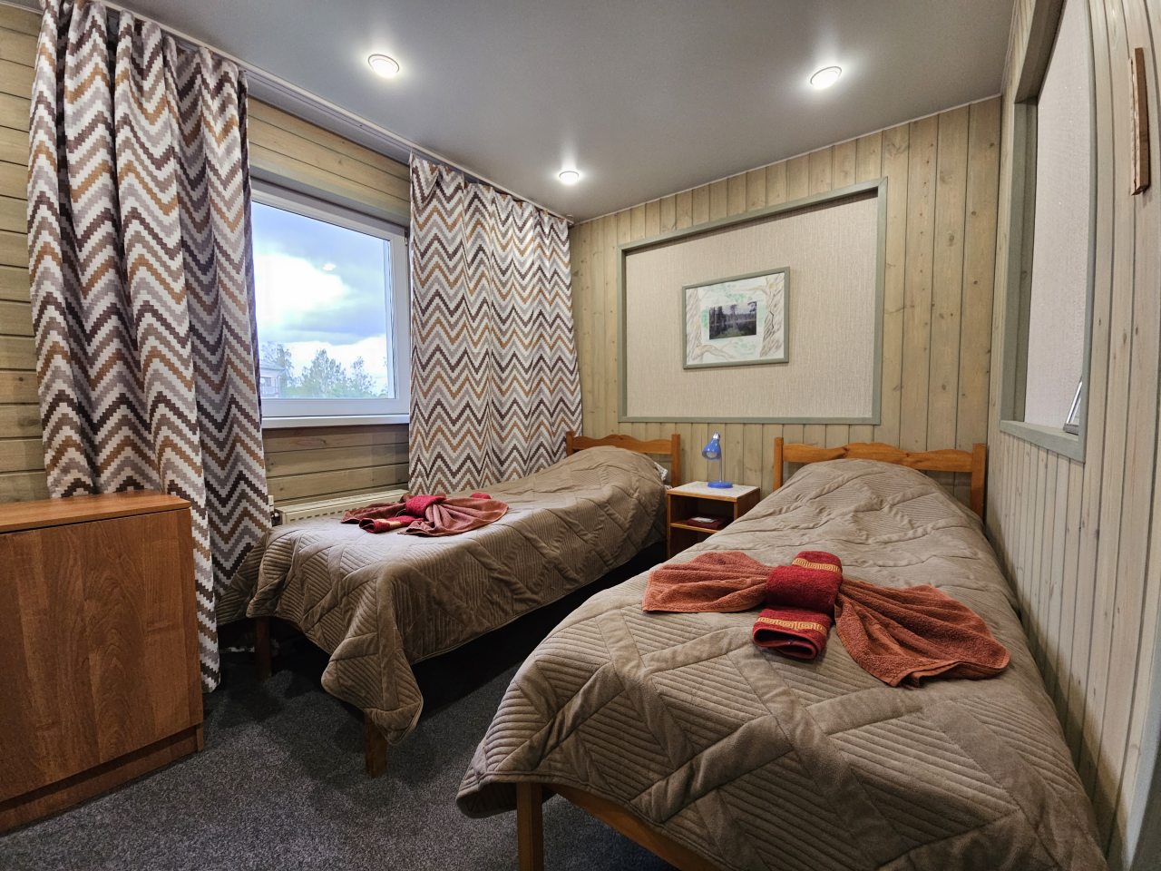 Двухместный (С 2 отдельными кроватями и общей ванной комнатой), Отель Велт