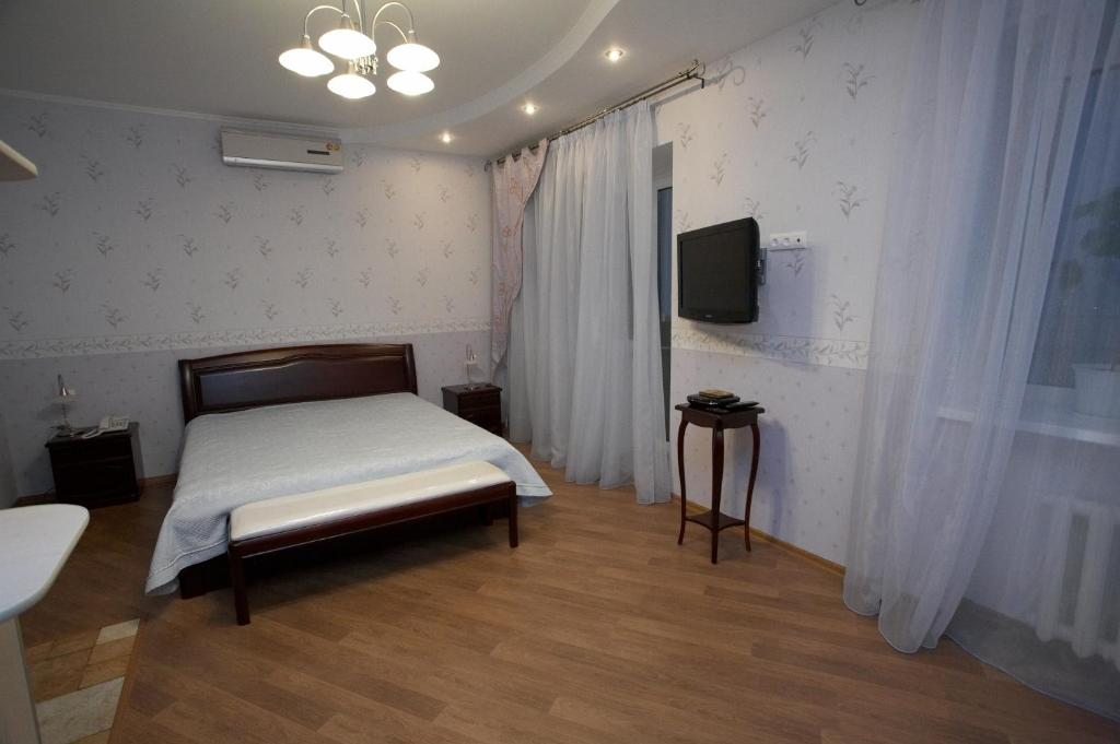 Двухместный (Двухместный номер Делюкс с 1 кроватью и балконом, вид на море) отеля Аквилон, Владивосток