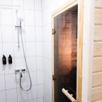 Двухместный (Комфорт с сауной 32м2, первая береговая линия), Гостевой дом Талео Хоум