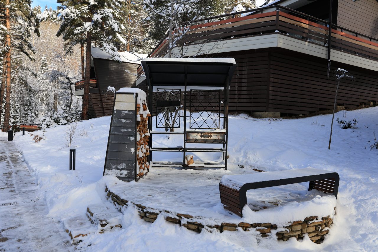 Мангальная зона для гостей на территории отеля