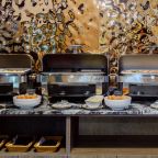 Завтрак в формате «Шведский стол», Mairi Park Hotel