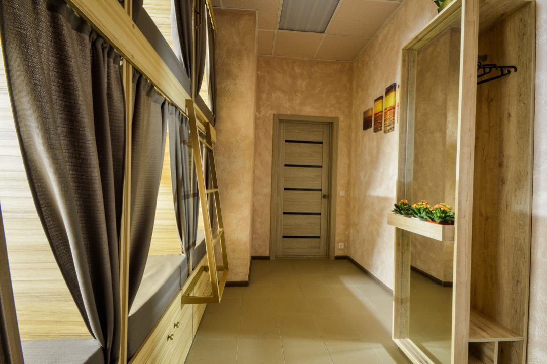 Восьмиместный (Капсула в общем 8-местном номере для мужчин и женщин) хостела Module, Сочи