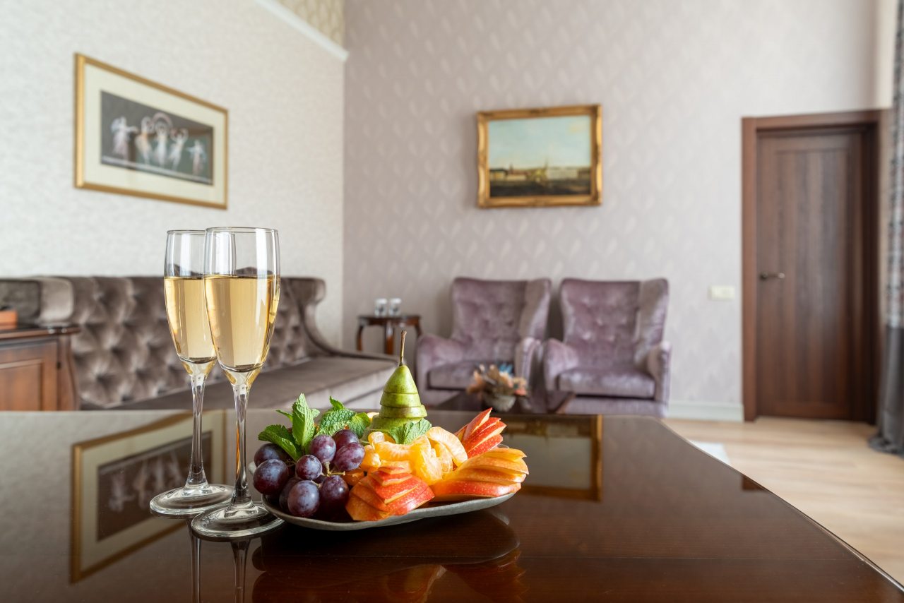 Сьюит (Люкс с балконом с видом на набережную реки Мойка), Maria Hotel St. Petersburg
