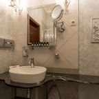 Сьюит (Люкс с балконом с видом на набережную реки Мойка), Maria Hotel St. Petersburg