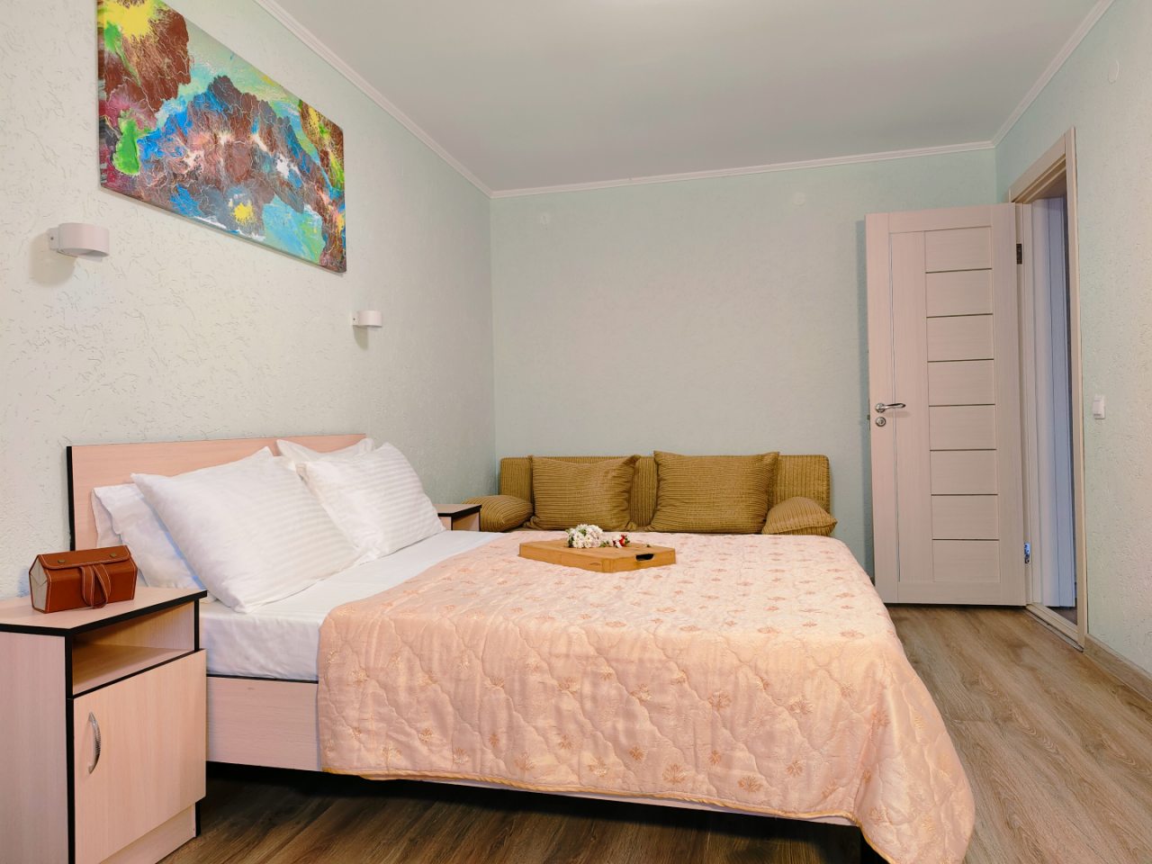 Двухкомнатный Шестиместный Семейный номер