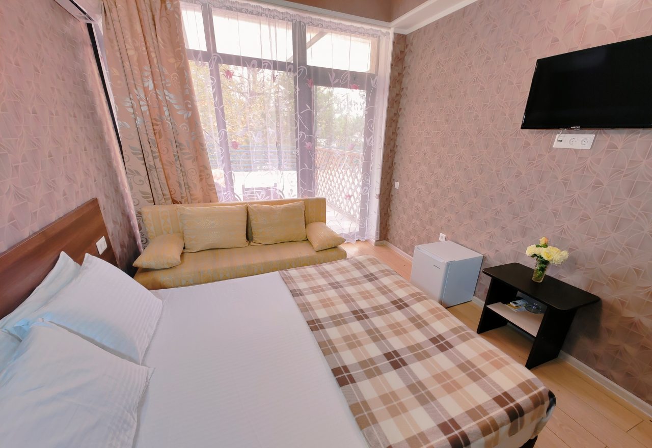 4-х местный комфорт с общей террасой