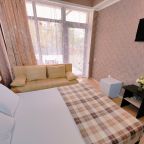 4-х местный комфорт с общей террасой