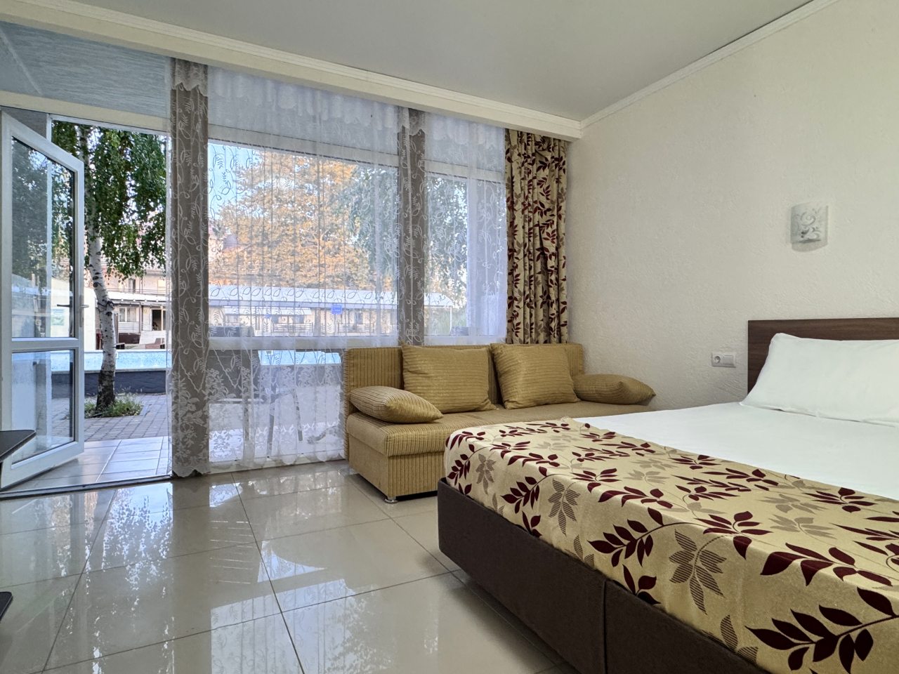 4-х местный комфорт с зоной отдыха