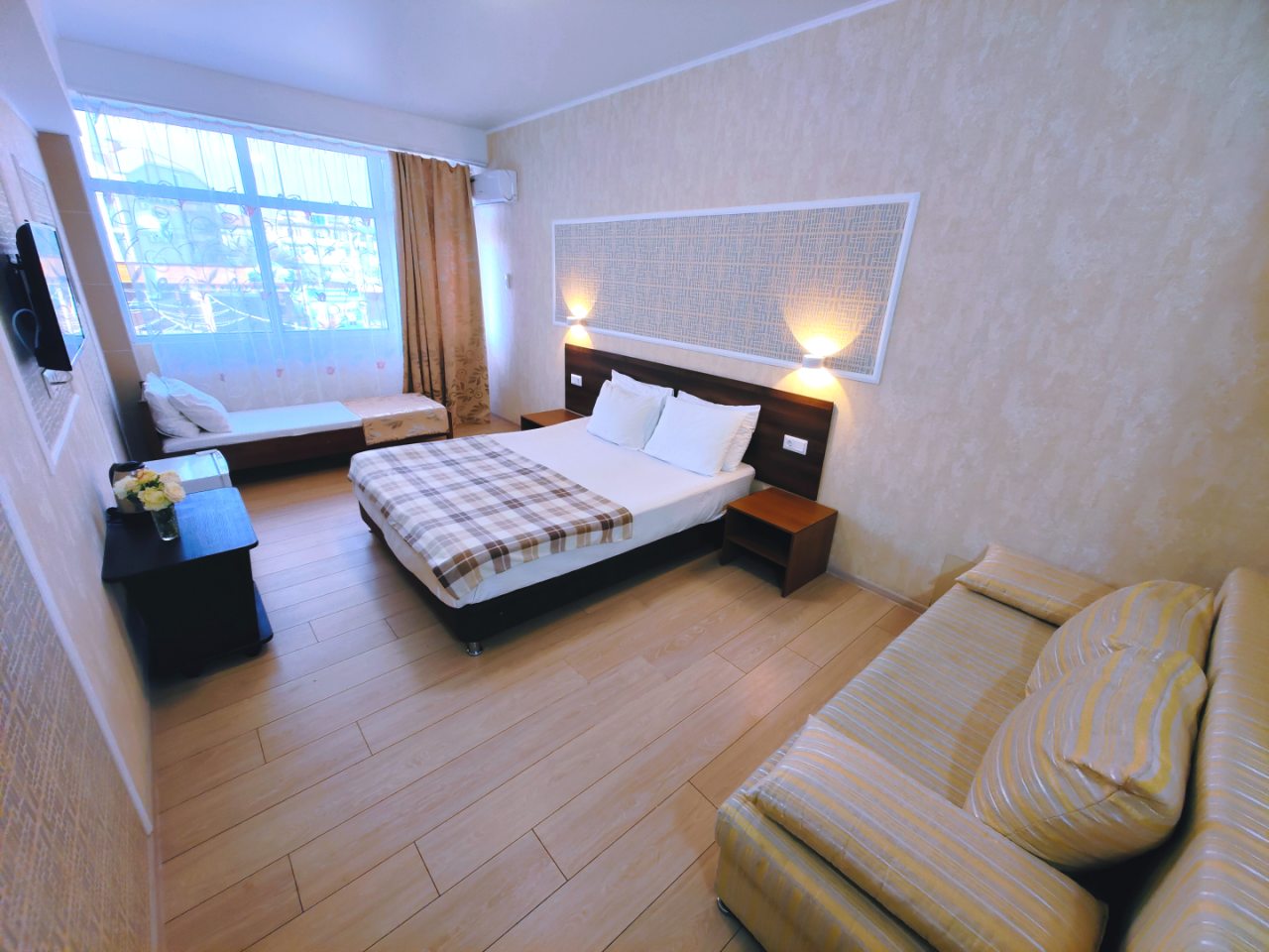 5-ти местный комфорт с балконом