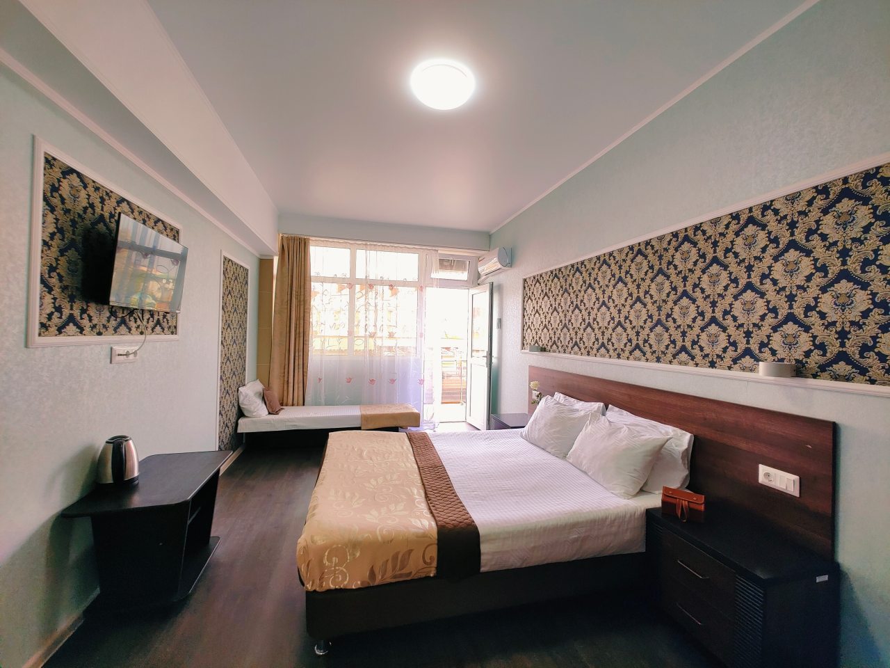 3-х комфорт с балконом