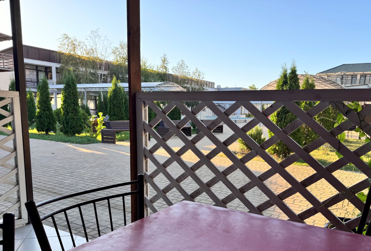 Трехместный (Эко с отдельным входом и зоной отдыха (отделка деревом)), Пансионат Уральские Самоцветы