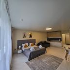 Трехместный (STUDIO SUITE 44-57 М²), Отель Next