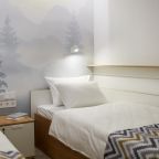 Двухместный Женский (Спальное место в номере), Хостел Точка Запятая Коливинг