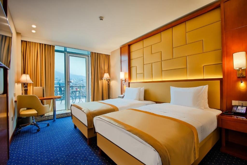 Двухместный (Двухместный номер с 2 отдельными кроватями и террасой) отеля New Tiflis Hotel, Тбилиси