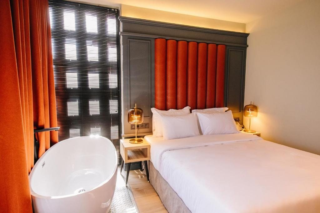 Двухместный (Двухместный номер с 1 кроватью и гидромассажной ванной) отеля Sandali by Tbilisi Luxury Boutique Hotels, Тбилиси