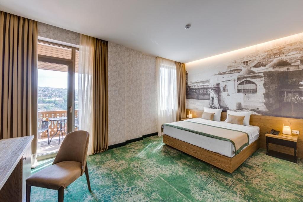 Двухместный (Улучшенный двухместный номер с 1 кроватью или 2 отдельными кроватями) отеля Sole Palace, Тбилиси