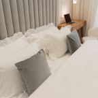Люкс, Отель Suite Hotel