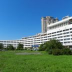 Фасад отеля «А Отель Амурский залив» 3*, Владивосток