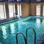 Бассейн: в будни с 8:00 до 10:00, Гостевой дом Слобода