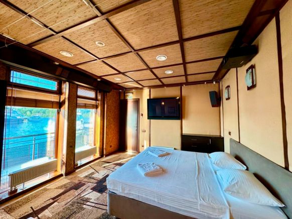 Фотография номера гостиницы Яхт-клуб Фрегат