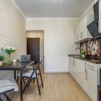 Апартаменты (Апартаменты 1393), Апарт-отель Домино