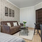 Апартаменты (Апартаменты 1393), Апарт-отель Домино