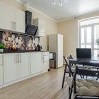 Апартаменты (Апартаменты 1393), Апарт-отель Домино