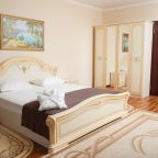 Апартаменты (Апартаменты 3-х комнатные 9 корпус), Пансионат София