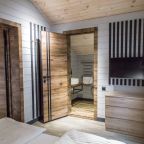 Апартаменты (Папин дом), Отель Forest эко
