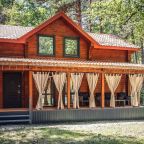 Апартаменты (Папин дом), Отель Forest эко