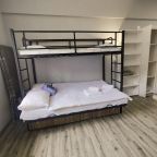 Трёхместный и более (Семейный апартамент), Апарт-отель Loft на Окружной