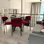 Трёхместный и более (Апартаменты для большой компании), Апарт-отель Loft на Окружной
