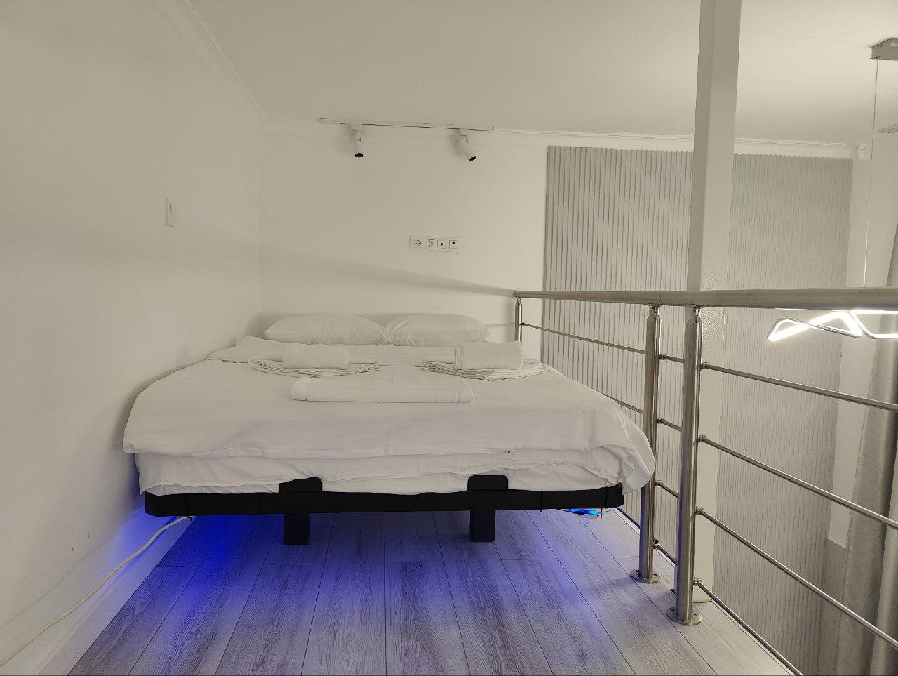 Трёхместный и более (Апартаменты для большой компании), Апарт-отель Loft на Окружной
